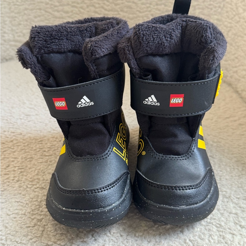 Adidas x LEGO - Winterplay Boots Black / Yellow / Red 6K Boys NEW